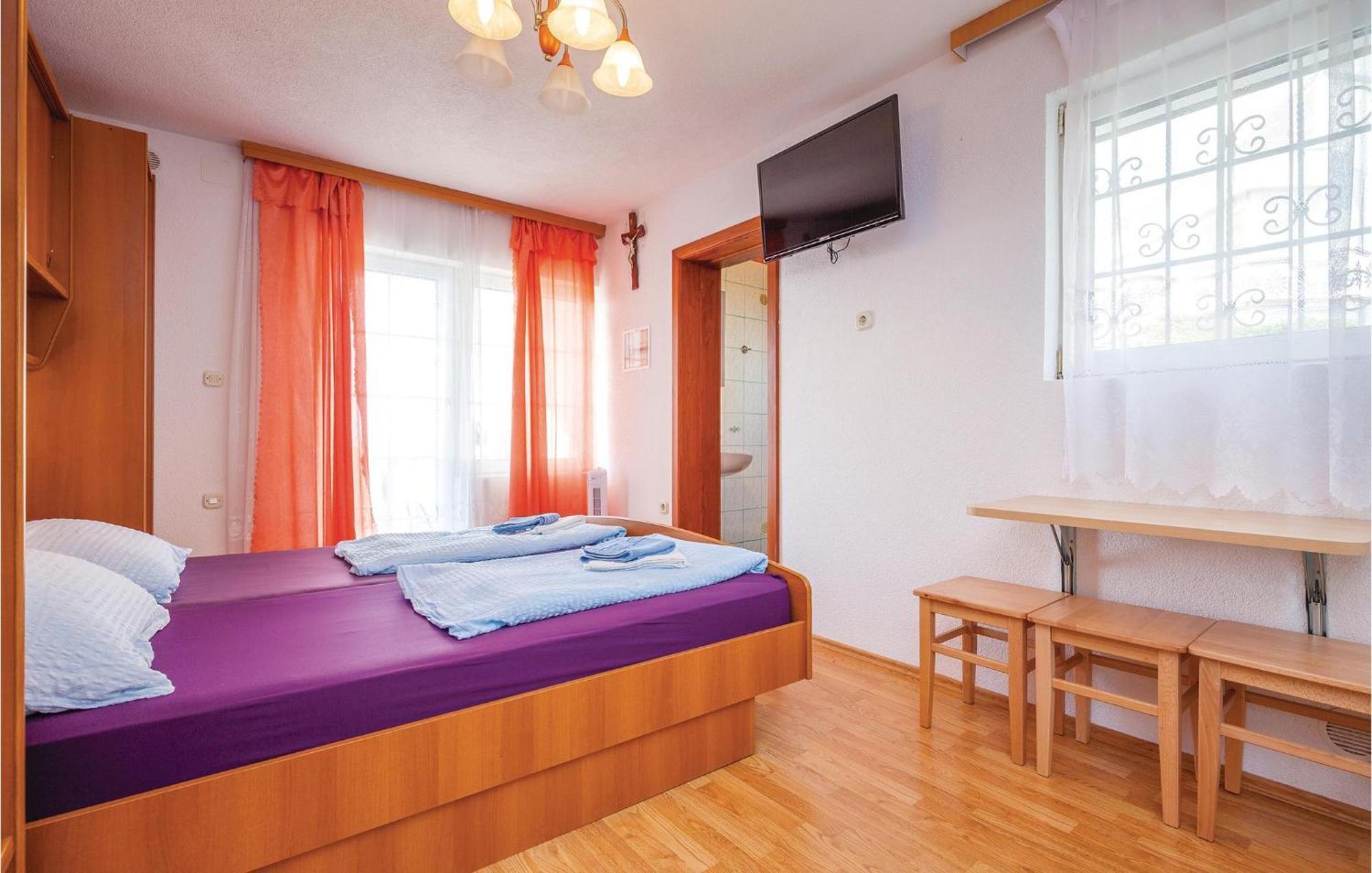 Nice Apartment In Crikvenica With Kitchen Εξωτερικό φωτογραφία